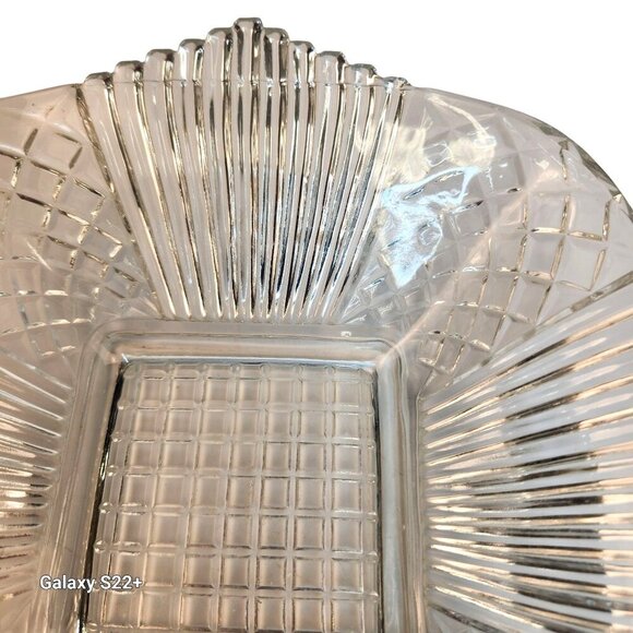 Vintage Clear Pressed Glass Square Serving Bowl With Ribbed & Diamond Pattern Sc - Picture 7 of 7